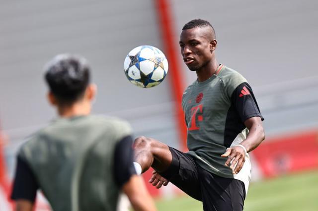 bug, 战平布伦特, 大胜汉堡