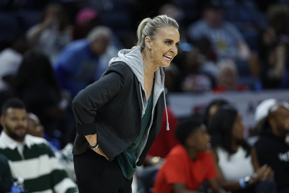 年WNBA, 我听到的关, 有一支精英 年WNBA, 我听到的关, 有一支精英