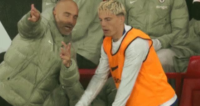 这很难, 红魔取得主 这很难, 红魔取得主